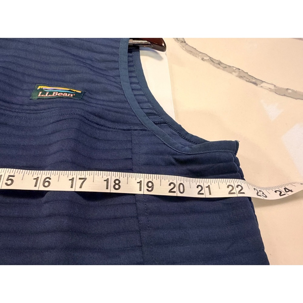 LL Bean Navy Blue Quilted Full Zip Vest Womens XL Petite 517114 Ribbed Texture - Picture 6 of 8